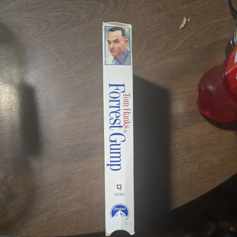 Forrest Gump 1994 VHS Paramount Home Video - Image 4 of 4