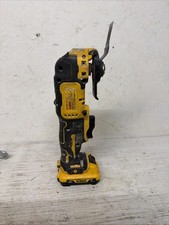 DEWALT DCS353 With battery works as it should no charger.