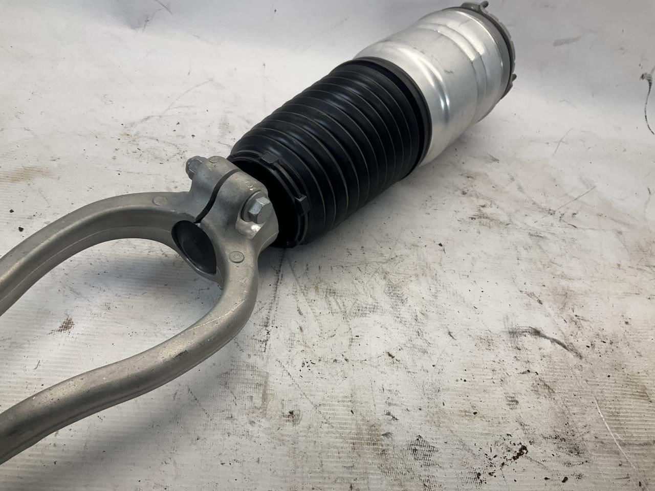 23-25 Maserati GranTurismo M189 Front Left Driver Strut Shock Absorber T