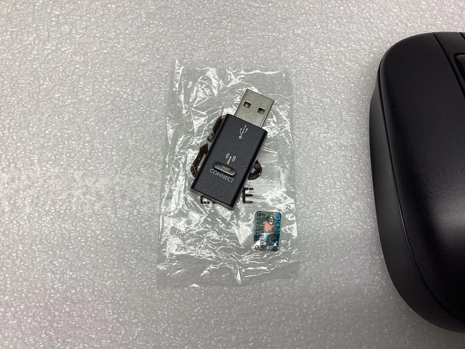 HP 2.4Ghz Wireless Mouse and Receiver Model Murffyul Laser Sensor PN# 674317-001 - Image 2 of 4