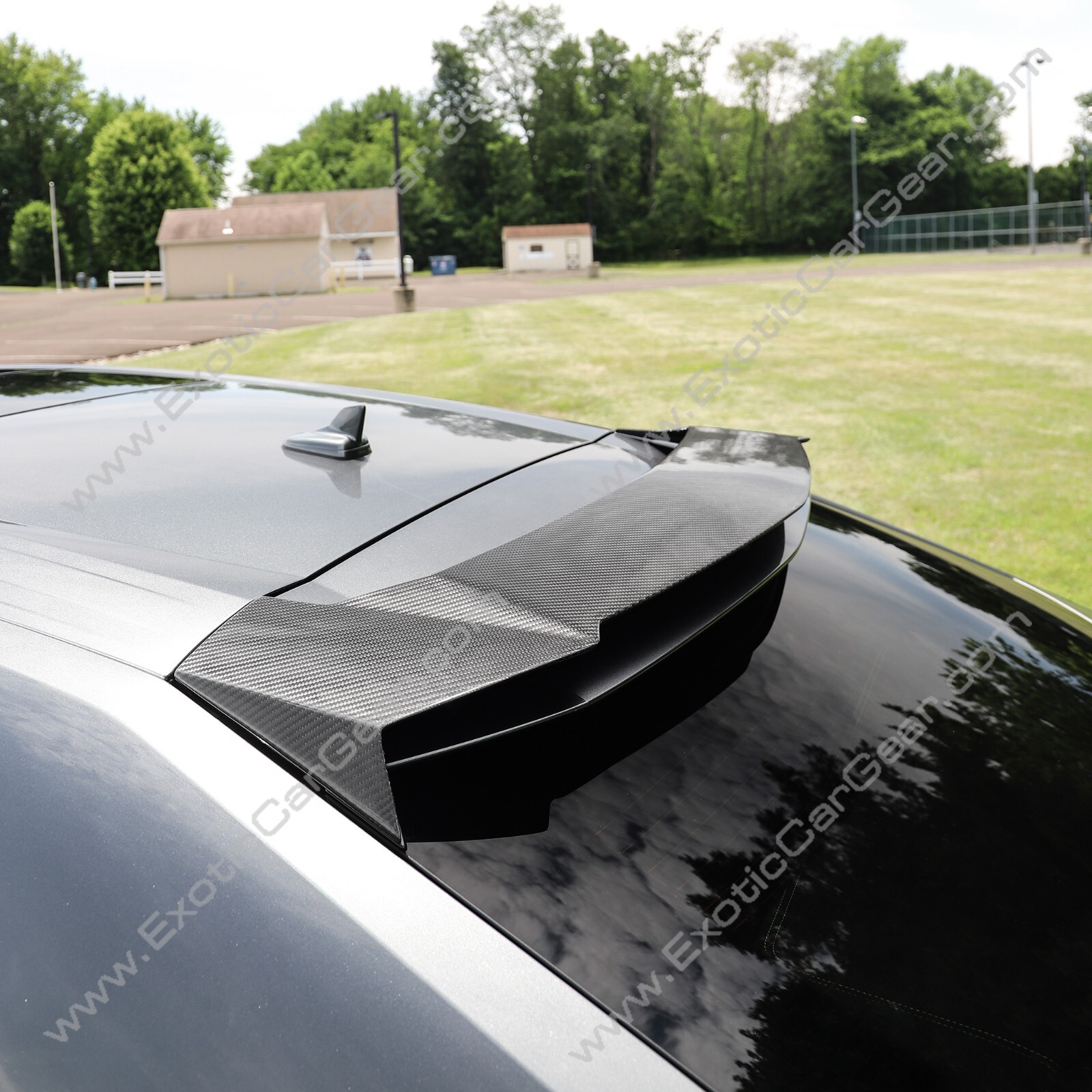 Lamborghini Urus Carbon Fiber Rear Roof Spoiler 