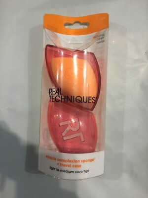 Real Techniques Base Miracle Complexion Sponge & Travel Sponge Case