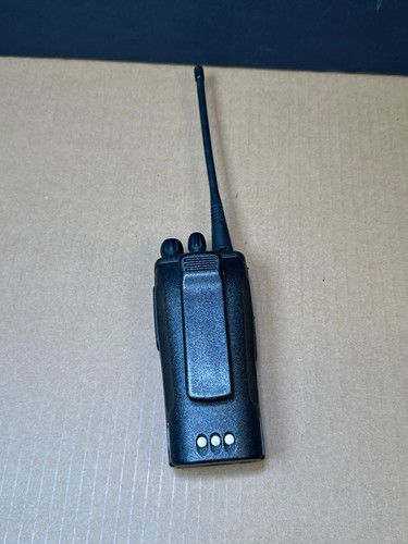 Motorola CP200d Radio AAH01QDC9JA2AN Ships Fast!!! - Zdjęcie 8 z 10