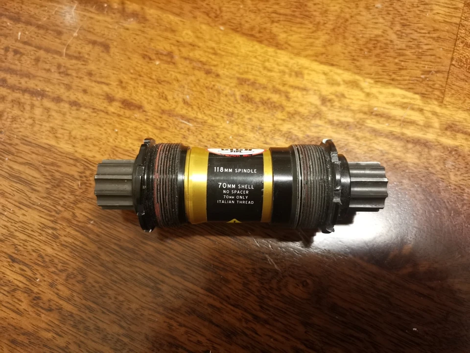 Truvativ Giga Pipe Team SL ISIS Bottom Bracket Fits - 70mm ItalianThread RARE - Image 2 of 4