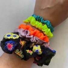 Set of 5 Scrunchies - Neon Embroidered Floral