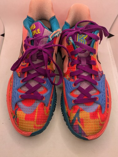 Size 7 - Nike Kyrie 4 EP Low 1 World 1 People (Check toe pictures) - Picture 9 of 13