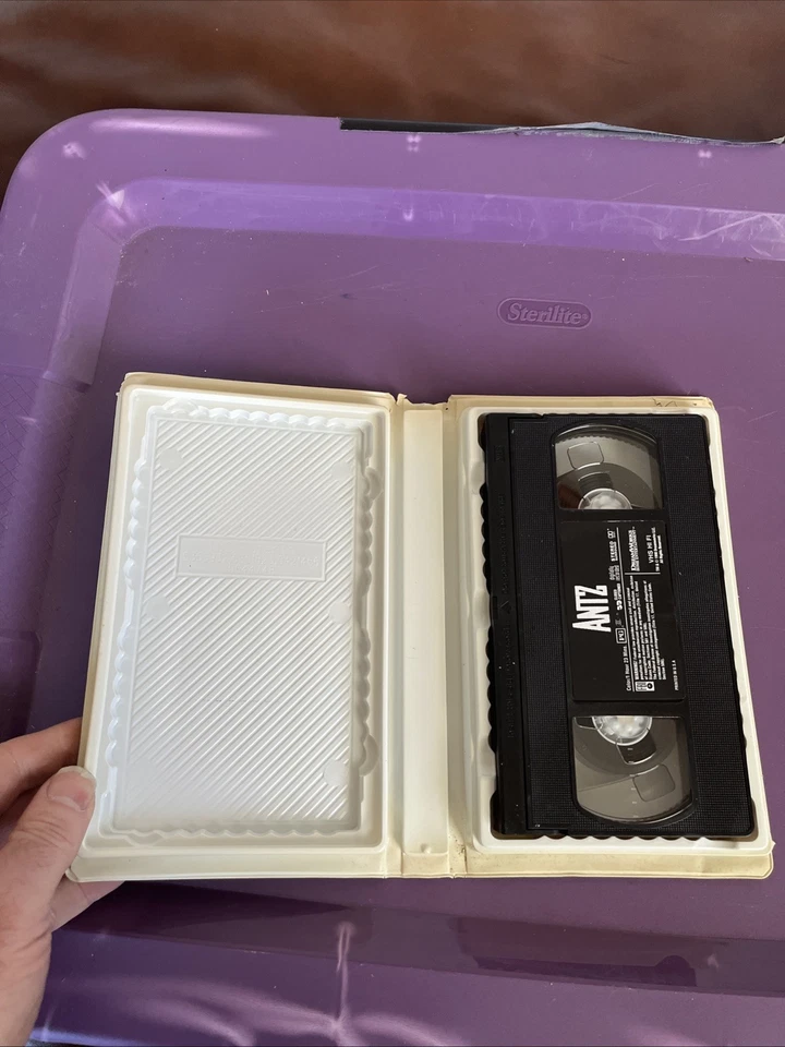 Antz (VHS, 1999, Clamshell) - Image 3 of 3