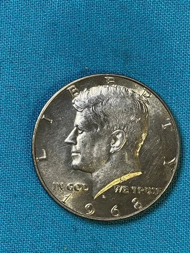 1968 D Kennedy 40% Silver Half Dollar - GREAT COIN Almost Uncirculated