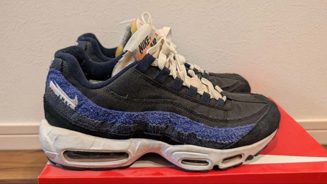 Preços baixos em Nike Air Max 95 SE Navy Orange | eBay