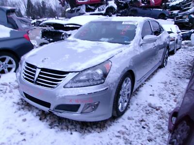 Used Rear Left Door Assembly Rear Side fits: 2011 Hyundai Equus electric windows