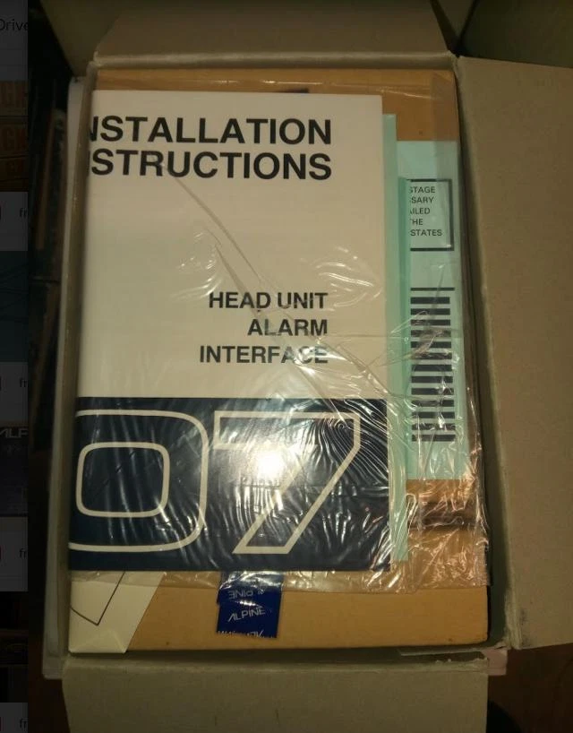 Alarma de coche Alpine 8007 con sirena | Sistema de seguridad de unidad principal de la vieja escuela (¡Nuevo!) Foto 4 de 4