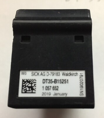 SICK DT35-B15251 / DT35B15251 (USED TESTED CLEANED)