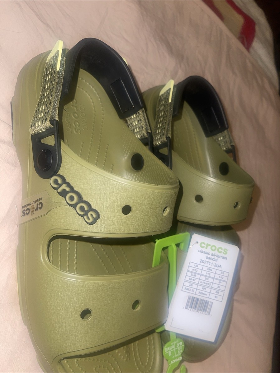 Crocs Classic All Terrain Sandals Olive Green Men display picture 1