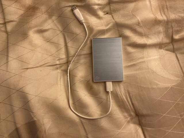 Seagate Backup Plus Slim 2TB Portable External Hard Drive Light Blue 