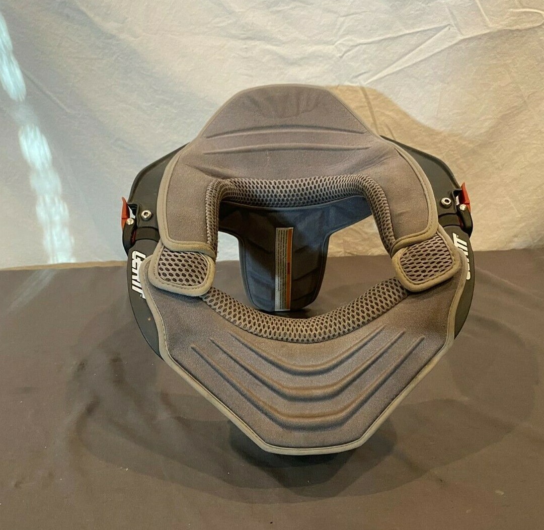 【ジャンク】leatt ネックブレース　DBX PRO Leatt DBX Pro Neck Brace - Reviews, Comparisons, Specs