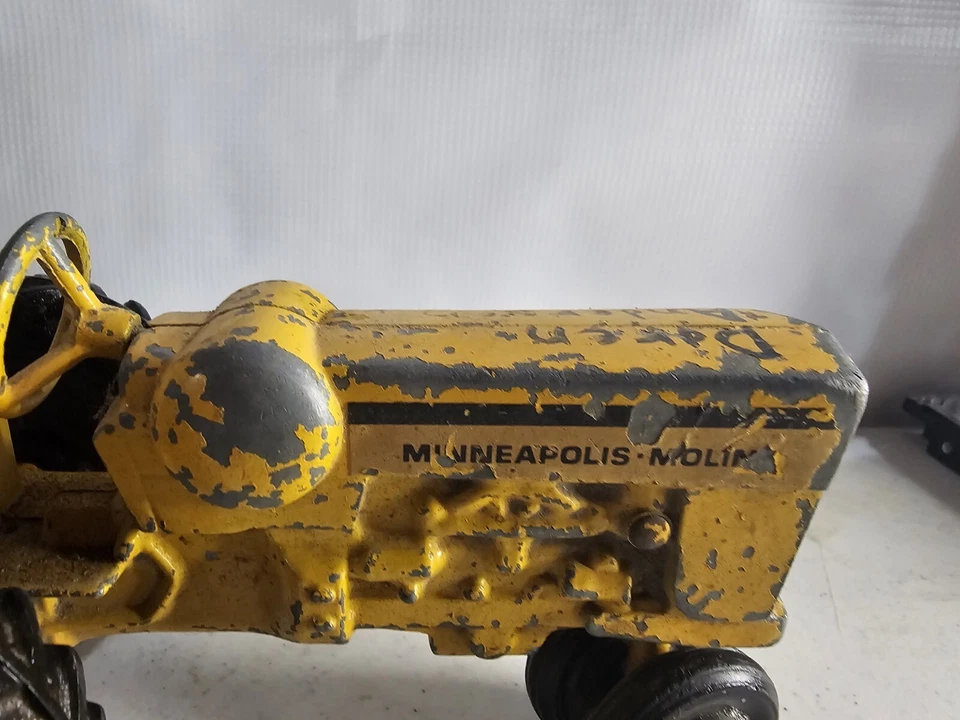 Vintage ERTL Minneapolis Moline Tractor Diecast yellow made in USA - Image 2 of 4