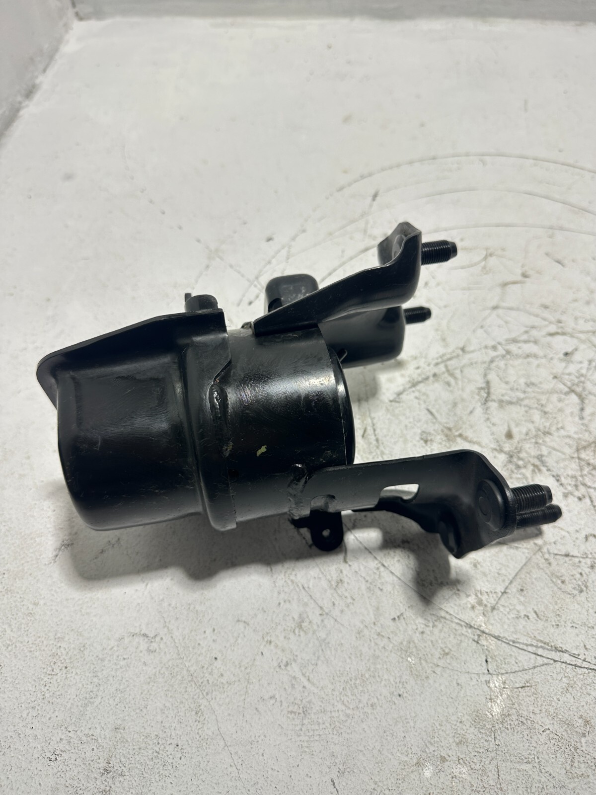 2018-2024 TOYOTA CAMRY 2.5L ENGINE REAR FRAME MOUNT SUPPORT BRACKET OEM