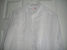 Vintage Laura Mae Blouse Women’s Size Large Ivory Cream Ruffle Pearl Buttons