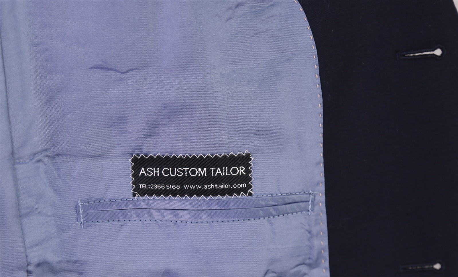 Custom Tailored Recent Solid Navy Blue Super 140'… - image 10