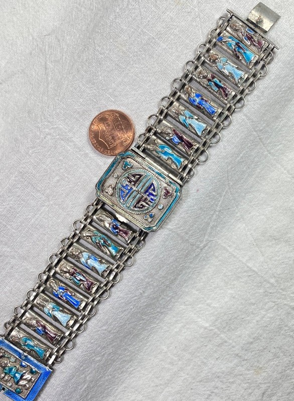 ANTIQUE CHINESE SILVER PLATED ENAMEL BRACELET SECRET COMPARTMENT EIGHT IMMORTALS