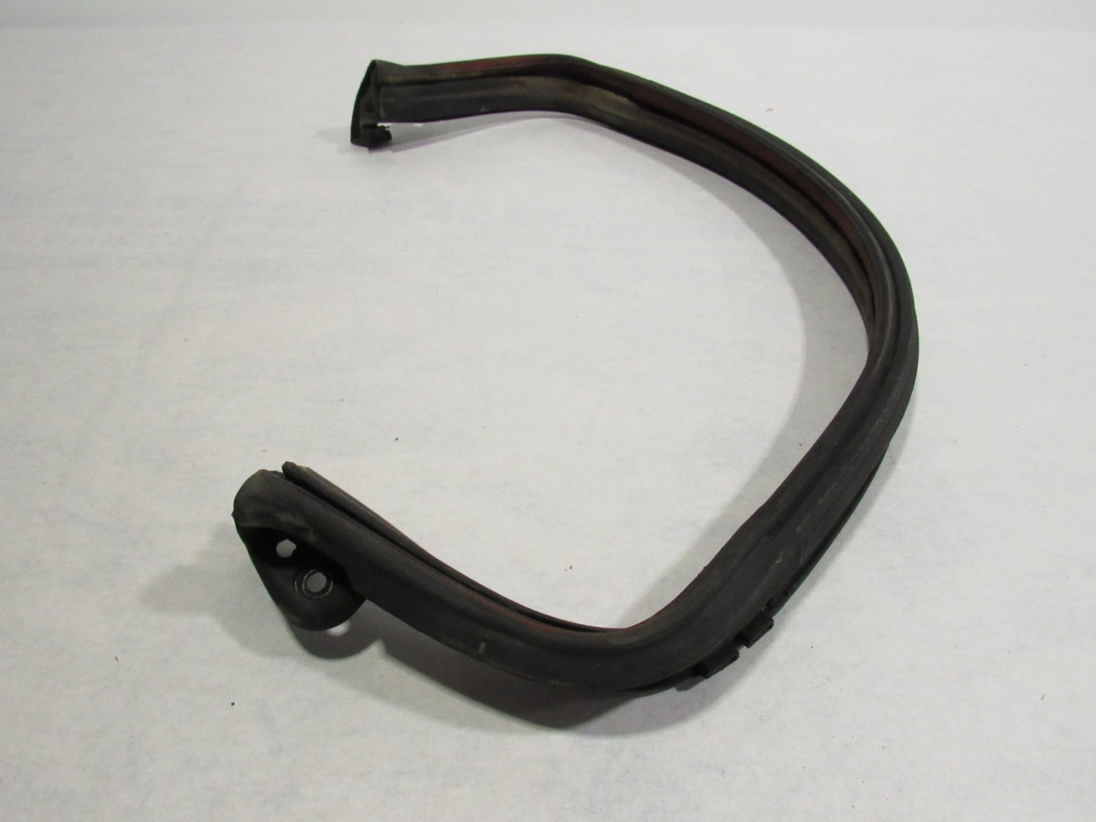Ferrari 488 Spider 2017 Rear External Window Glass Seal Weather Strip 15-19 |@2
