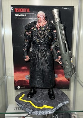 Statue Nemesis Resident Evil 3 – PVC 40cm – Palissades – Rare, Sans Boîte – Collection