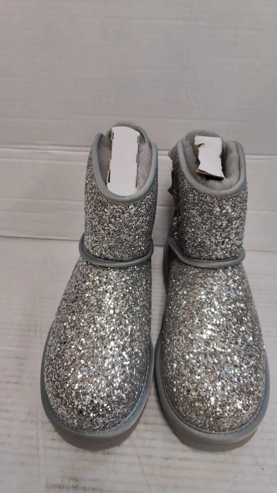 Bota Cosmos clásica mini arco para mujer talla 5 Foto 3 de 4