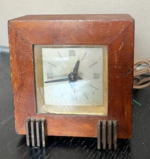 Henry Dreyfuss For Seth Thomas Clock - 1933 Vintage - Dickson Table Clock