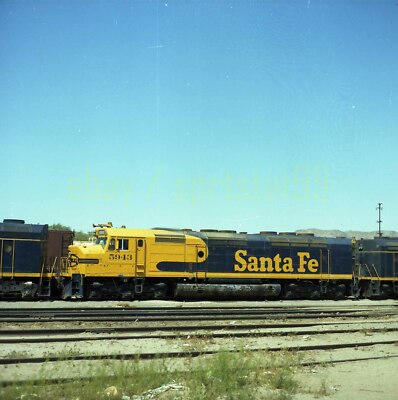 1975 ATSF FP45 Locomotive #5943 / Victorville Depot - Vtg Railroad ...