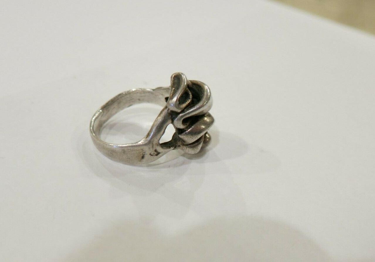 ARTISTIC SOLID 925Sterling SILVER  RING. EXCELLEN… - image 3