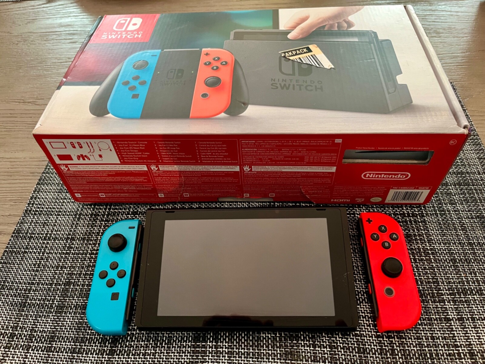 Nintendo Switch 32GB Extra Joycons Two Games Carrying Case 128