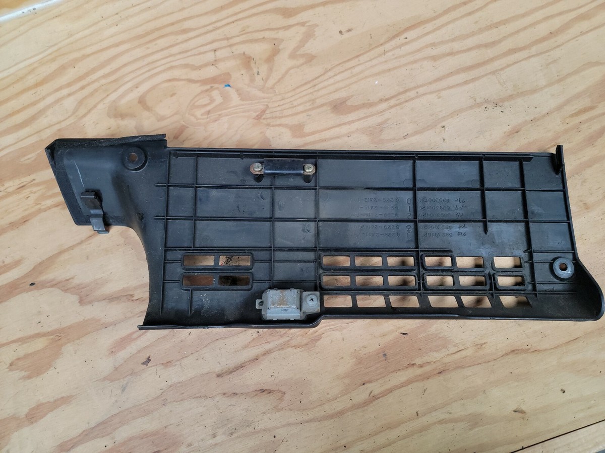 84-89 Nissan 300zx Z31 OEM under dash cover kick panel Black 68930