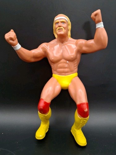 1984 WWF Wrestling Superstar Hulk Hogan Action Fig...