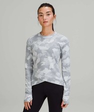 Lululemon Close to Crossing Sweatshirt in Heritage Speckle Camo Grey Size 8