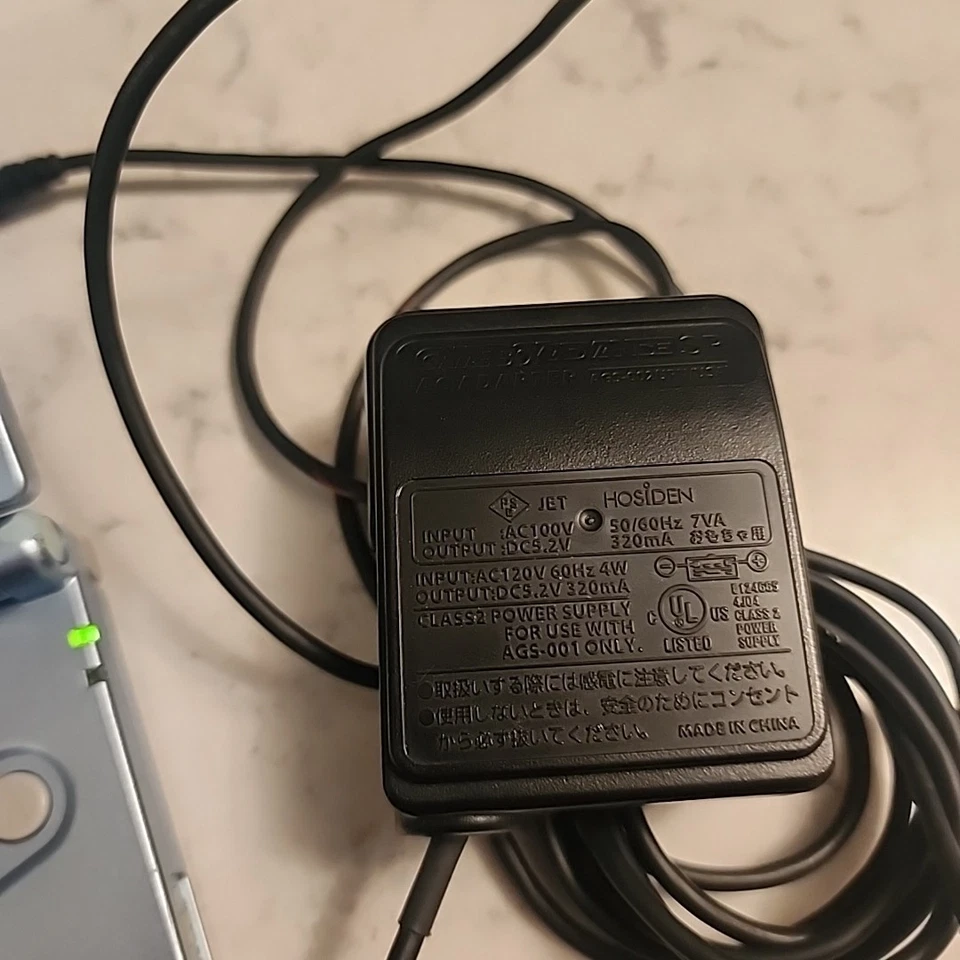 Nintendo Game Boy Advance GBA SP AGS-101 Pearl Blue Console TESTED - Image 3 of 4