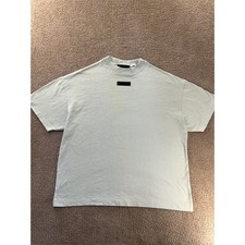 Fear of God Essentials Mens Oversized T-Shirt tan Logo Patch Size M