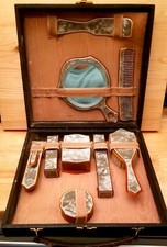 Vintage Traveling Vanity set MIRROR BRUSH CELLULOID DECO CL 