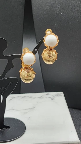 VTG Miriam Haskell Earrings White And Shiny Textured  Gold Clip On