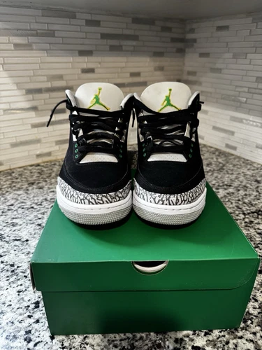 Nike Air Jordan 3 Retro Pine Green Men's Size 12 CT8532-030