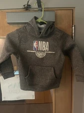 NBA- BRANDED HOODED SWEATSHIRT - CHARCOAL GRAY - KIDS MEDIUM (5-6)