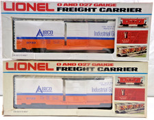 (2) O gauge Lionel #9733 Arco boxcars in original boxes