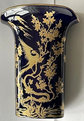 Hutschenreuther Porzellanvase, Echt Kobalt, Golddekor, Phönix-Motiv Modell 6435