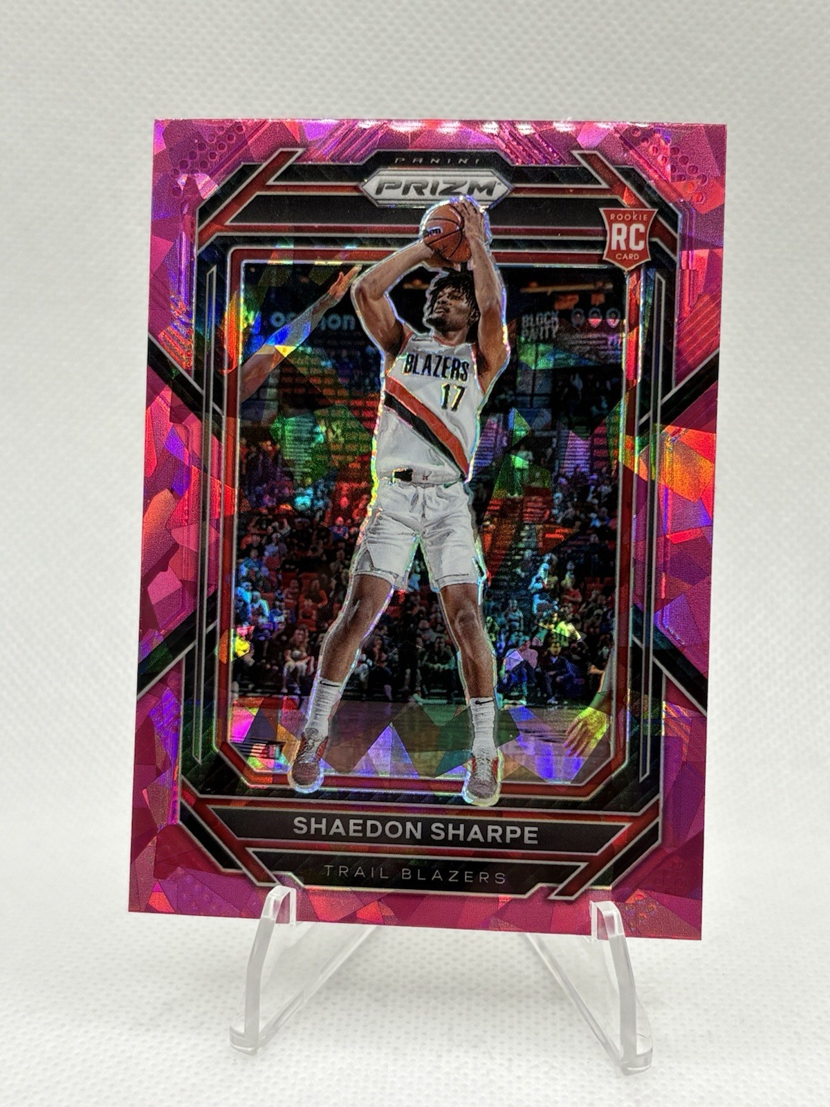 2022-23 Panini Prizm Prizms Pink Ice #250 Shaedon Sharpe RC (C)