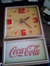 Vintage Coca Cola Ligthed Electric Wall Clock Light Brown Faux Wood 