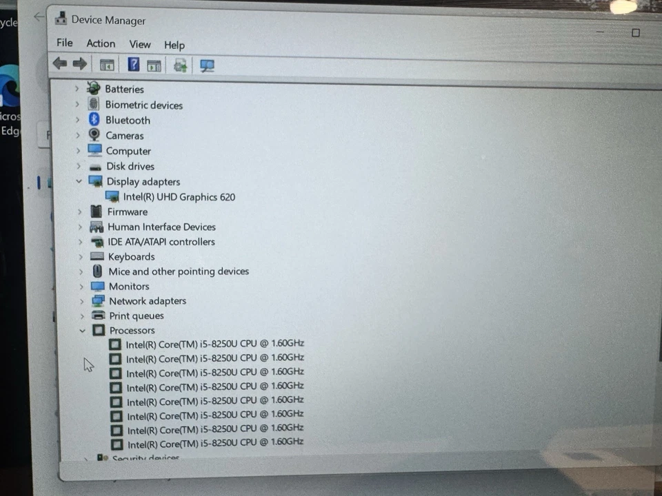 DELL INSPIRON 13 7370 | INTEL i5-8250U 1.6GHZ | 256GB | 8GB RAM |Windows 11 Pro Foto 4 de 4