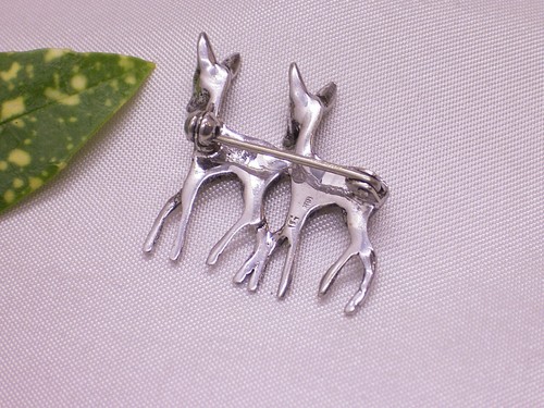 VINTAGE BROSCHE, ANSTECKNADEL, PAAR REHE MIT MARKASITEN UND GRANAT, 800er SILBER - Bild 9 von 12
