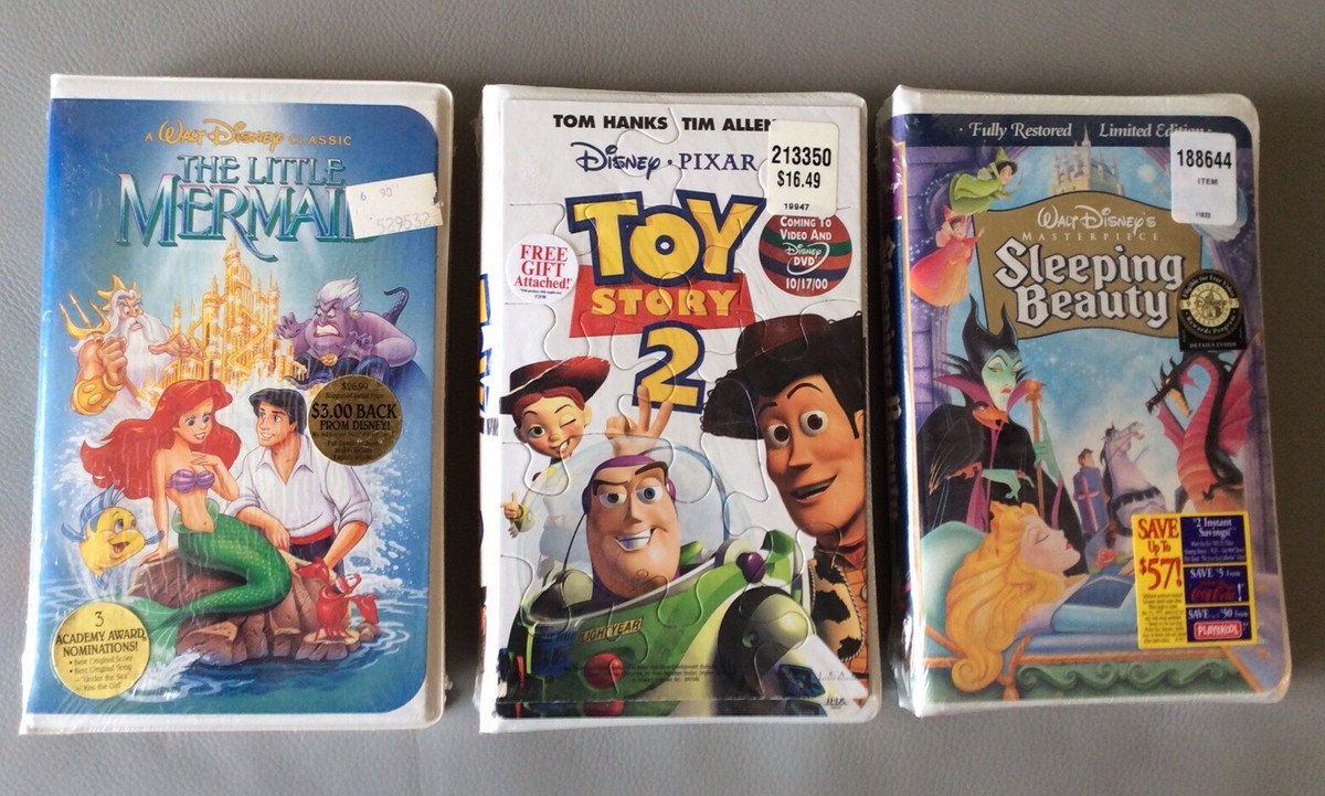 DISNEY VINTAGE RARE VHS COLLECTION (21) SEALED & 2 FREE VHS TAPES