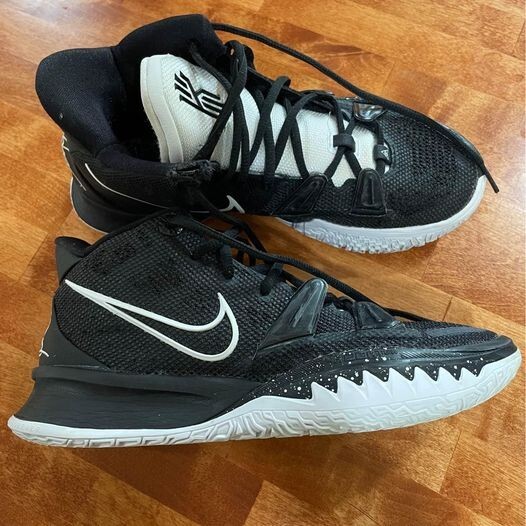 kyrie 7 size 7.5
