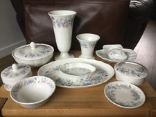 WEDGEWOOD Angela - 11 Pieces Set