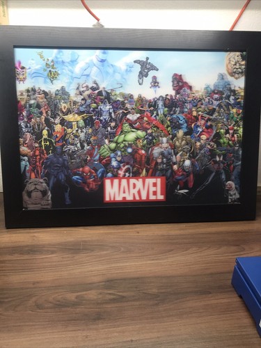 MARVEL 3d lenticular Avengers Comics Characters 22.5 By 30 Inches Black Frame - Picture 2 of 12